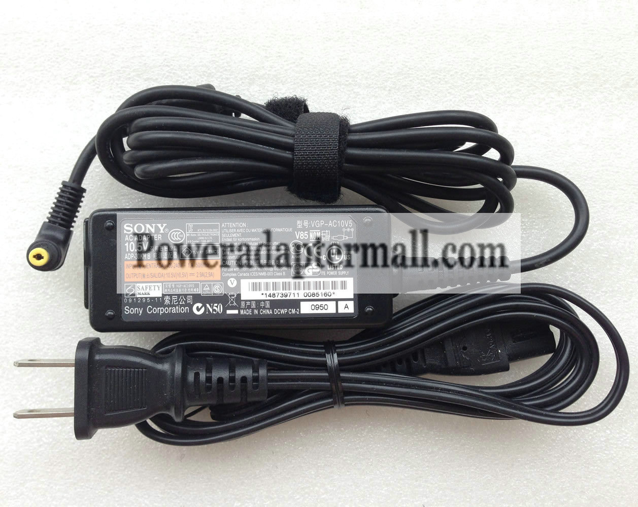 original 10.5V 2.9A Sony VAIO VGN-P13GH/Q VGN-P61S AC Adapter